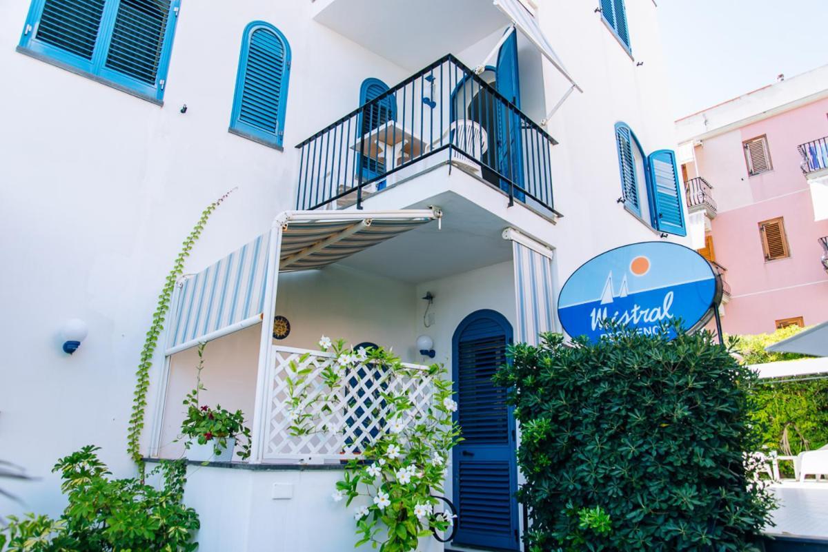 Mistral Residence Canneto Kültér fotó
