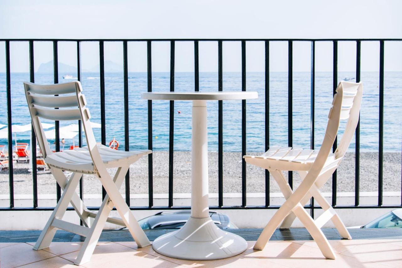 Mistral Residence Canneto Kültér fotó