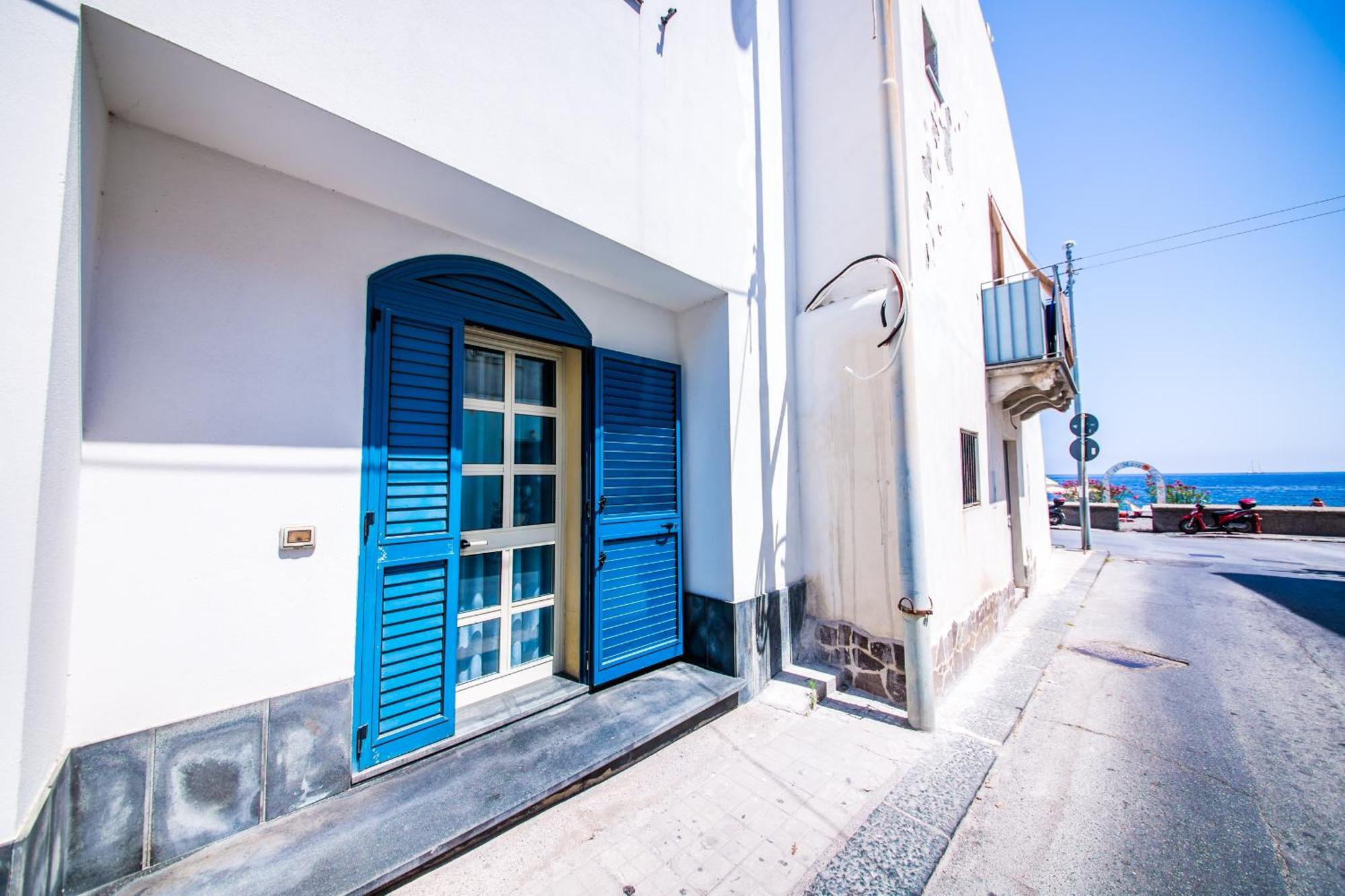 Mistral Residence Canneto Kültér fotó